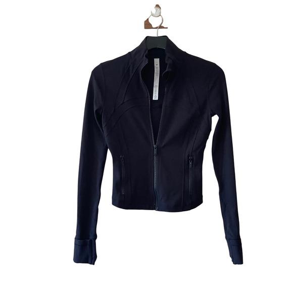 Lululemon Cropped Define Jacket Full Zip Size 4 Black Thumbholes Fitted Athletic - Picture 1 of 14
